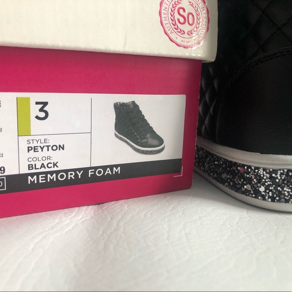 NEW w/tags and Original Box, Girls Sz. 3 High Tops - Picture 7 of 8